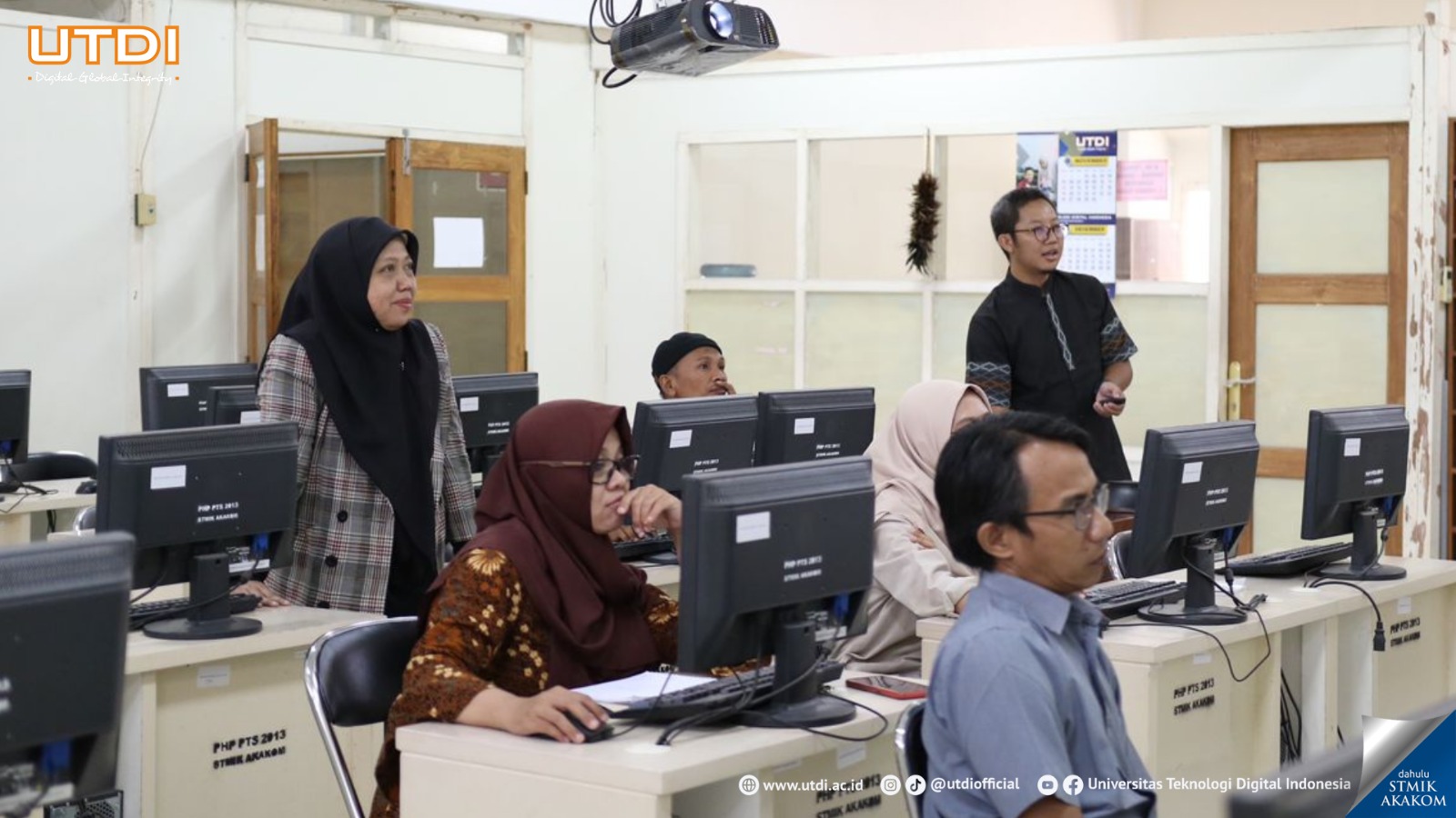 Pelatihan Pengelolaan Data Berbasis Cloud Computing di UTDI