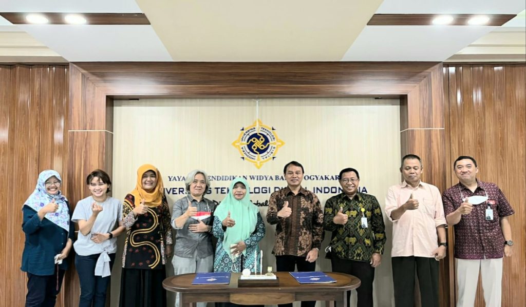 Tingkatkan Literasi Digital Generasi Muda, UTDI dan SMAN 8 Yogyakarta Tandatangani MoU